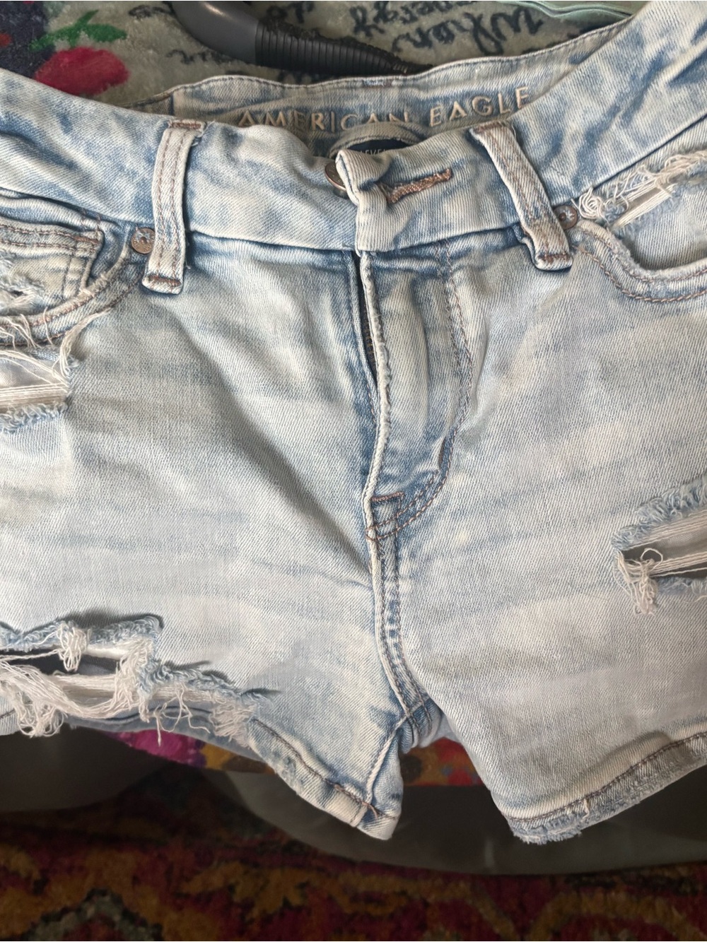 American Eagle Outfitters Light Wash Denim Distressed Women's Shorts 000